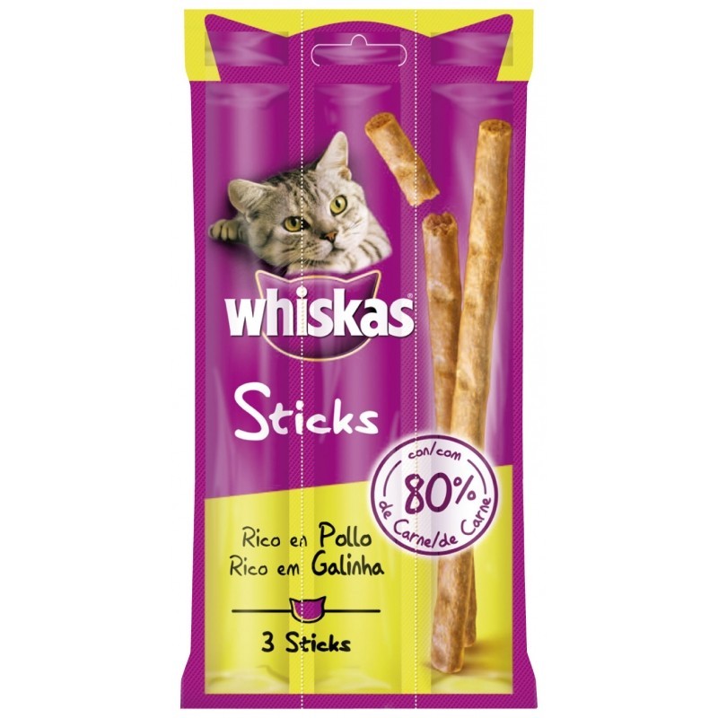 WHISKAS STICKS Snack sabroso y con una suave textura muy fácil de masticar.